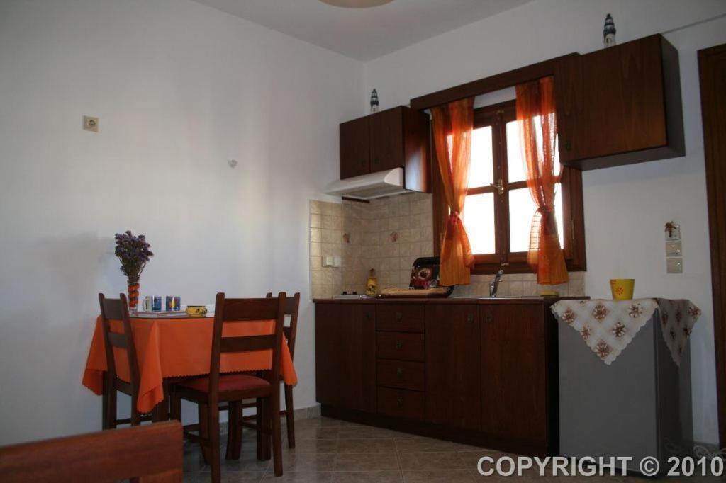 Margaritis Apartments Agia Anna  Ngoại thất bức ảnh